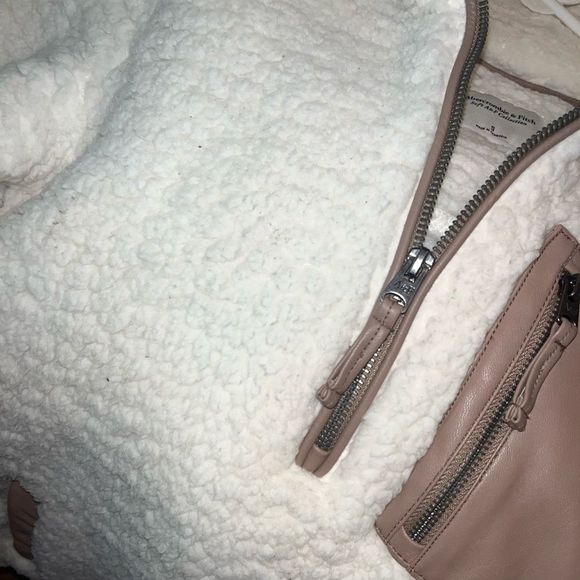 Abercrombie Sherpa half zip pullover - Picture 3 of 8
